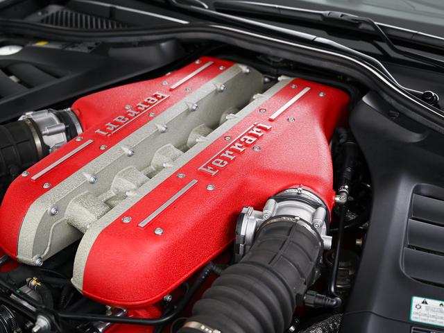 GTC4ルッソ フェラーリ認定中古車 メーカー保証付 フェラーリ・ロードサイドアシスタンス Ferrari Approved Blu Tour de France / Sabbia(19枚目)