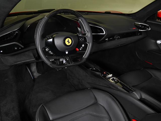 296GTB フェラーリ認定中古車 メーカー保証付 フェラーリ・ロードサイドアシスタンス Ferrari Approved 20インチ・ダイヤモンドカット鍛造ホイール ベンチレーテッド・フル電動シート(2枚目)