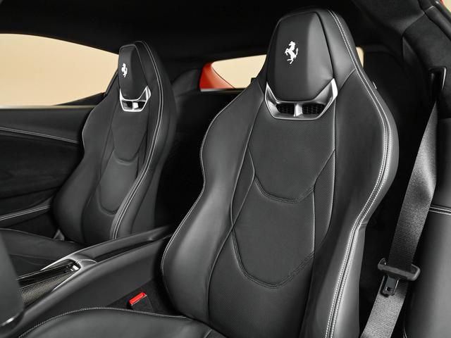 296GTB フェラーリ認定中古車 メーカー保証付 フェラーリ・ロードサイドアシスタンス Ferrari Approved 20インチ・ダイヤモンドカット鍛造ホイール ベンチレーテッド・フル電動シート(3枚目)