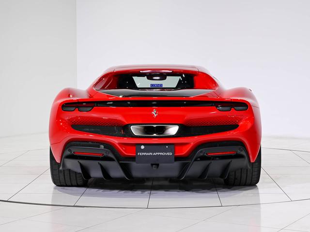 296GTB フェラーリ認定中古車 メーカー保証付 フェラーリ・ロードサイドアシスタンス Ferrari Approved 20インチ・ダイヤモンドカット鍛造ホイール ベンチレーテッド・フル電動シート(10枚目)