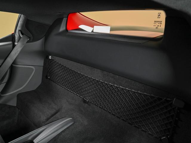 296GTB フェラーリ認定中古車 メーカー保証付 フェラーリ・ロードサイドアシスタンス Ferrari Approved 20インチ・ダイヤモンドカット鍛造ホイール ベンチレーテッド・フル電動シート(13枚目)