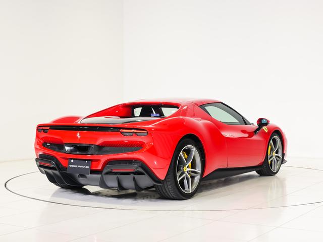 296GTB F1 DCT デイトナカーボンファイバーレーシングシート フェラーリ認定中古車 メーカー保証付 フェラーリ・ロードサイドアシスタンス Ferrari Approved Rosso Corsa(8枚目)