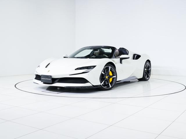 ＳＦ９０スパイダー Ｆ１　ＤＣＴ　Ｅ４ＷＤ　カーボンファイバーレーシングシート　２０インチ・鍛造ダイアモンド研磨仕上・スポーツホイール　サスペンションリフターＬＥＤ付カーボンファイバー製ドライバーゾーン　ツートンボディペインティング（52枚目）
