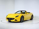 カリフォルニアＴ 　ボディーカラー　Ｇｉａｌｌｏ　Ｍｏｄｅｎａ（黄）にインテリアはＧｉａｌｌｏ（黄）の組み合わせでございます。（6枚目）