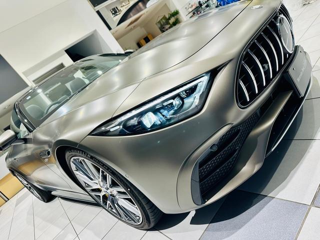 ＳＬ ＳＬ４３　（ＢＳＧ搭載モデル）　ＭＰ２０２４０１　有償色／２１インチＡＭＧアルミ／ヘッドアップ　認定中古車　オートマチックハイビーム　障害物センサー　ＥＴＣ　過給器設定モデル　電動シート　シートヒーター（3枚目）