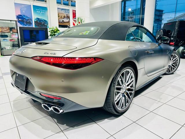 ＳＬ ＳＬ４３　（ＢＳＧ搭載モデル）　ＭＰ２０２４０１　有償色／２１インチＡＭＧアルミ／ヘッドアップ　認定中古車　オートマチックハイビーム　障害物センサー　ＥＴＣ　過給器設定モデル　電動シート　シートヒーター（5枚目）