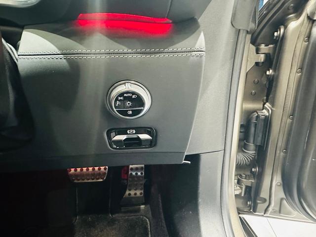 ＳＬ ＳＬ４３　（ＢＳＧ搭載モデル）　ＭＰ２０２４０１　有償色／２１インチＡＭＧアルミ／ヘッドアップ　認定中古車　オートマチックハイビーム　障害物センサー　ＥＴＣ　過給器設定モデル　電動シート　シートヒーター（23枚目）