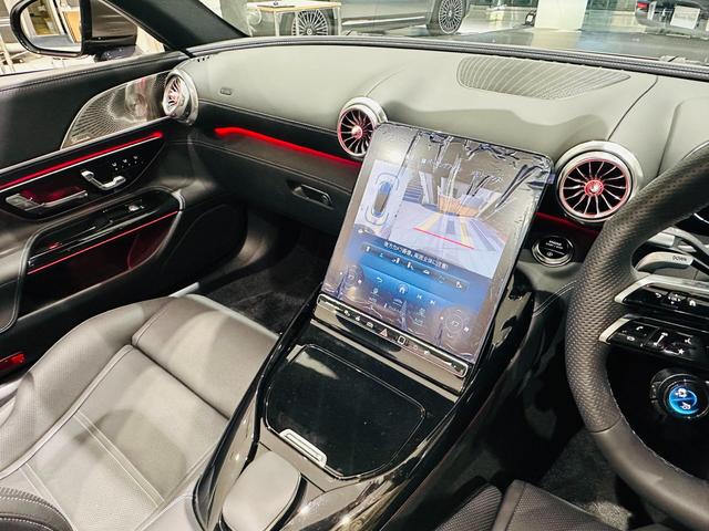 ＳＬ ＳＬ４３　（ＢＳＧ搭載モデル）　ＭＰ２０２４０１　有償色／２１インチＡＭＧアルミ／ヘッドアップ　認定中古車　オートマチックハイビーム　障害物センサー　ＥＴＣ　過給器設定モデル　電動シート　シートヒーター（24枚目）