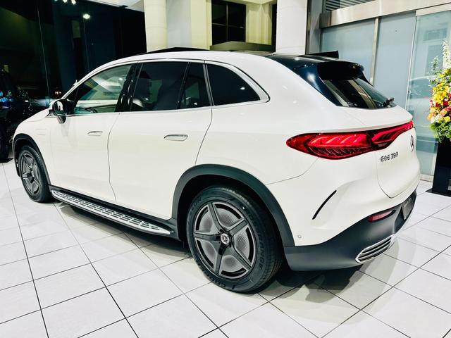 ＥＱＥ ＳＵＶ ＥＱＥ３５０　４マチック　ＳＵＶ　ＡＭＧラインパケジ　４ＷＤ　ＭＰ２０２４０１　有償色／エクスクルーシブＰ　認定中古車　障害物センサー　エアサスペンション　電動シート　シートヒーター　オートマチックハイビーム　フロント／サイド／バックカメラ（6枚目）