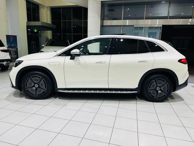 ＥＱＥ ＳＵＶ ＥＱＥ３５０　４マチック　ＳＵＶ　ＡＭＧラインパケジ　４ＷＤ　ＭＰ２０２４０１　有償色／エクスクルーシブＰ　認定中古車　障害物センサー　エアサスペンション　電動シート　シートヒーター　オートマチックハイビーム　フロント／サイド／バックカメラ（7枚目）