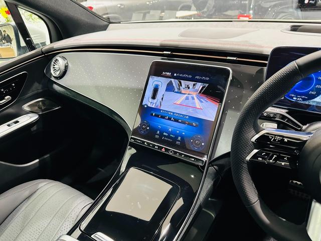 ＥＱＥ ＳＵＶ ＥＱＥ３５０　４マチック　ＳＵＶ　ＡＭＧラインパケジ　４ＷＤ　ＭＰ２０２４０１　有償色／エクスクルーシブＰ　認定中古車　障害物センサー　エアサスペンション　電動シート　シートヒーター　オートマチックハイビーム　フロント／サイド／バックカメラ（23枚目）