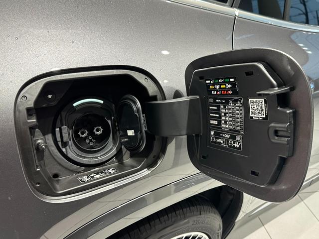 ＥＱＡ ＥＱＡ２５０＋　ＡＭＧラインパッケージ　認定中古車　有償色　パノラミックスライディングルーフ　障害物センサー　オートマチックハイビーム　ＥＴＣ　シートヒーター　電動シート　ルーフレール（30枚目）
