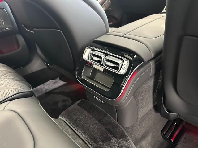 Ｓクラス Ｓ４５０ｄ　４マチック　ＡＭＧラインパッケージ　（ＩＳＧ搭載モデル）　ディーゼルターボ　４ＷＤ　ＭＰ２０２４０２　有償色／ベーシックＰ／ドライバーズＰ／レザー　認定中古車　オートマチックハイビーム　エアサスペンション　ＥＴＣ　電動シート（29枚目）