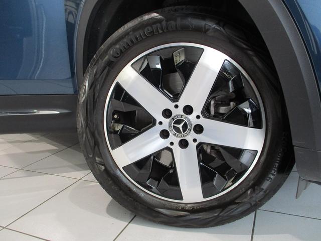 ＧＬＢ ＧＬＢ２００ｄ　４マチック　ＭＰ２０２３０２　認定中古車　コラムＭＴモード付８ＡＴ　全周囲カメラ　ドライブレコーダー　ナビ　フルセグ　ミュージックプレイヤー接続可　ルーフレール　３列シート　過給器設定モデル　障害物センサー（11枚目）