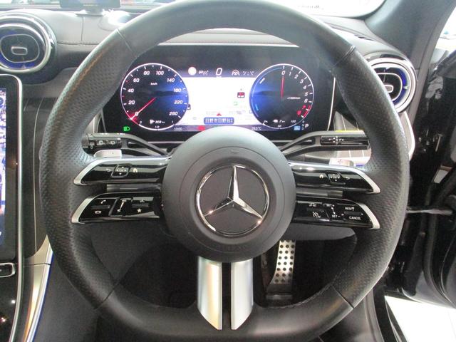 ＧＬＣ ＧＬＣ３５０ｅ　４Ｍポーツ　エディションスター　４ＷＤ　ＭＰ２０２４０２　認定中古車　コラムＭＴモード付９ＡＴ　アダプティブクルーズコントロール　全周囲カメラ　障害物センサー　エアサスペンション　ナビ　フルセグ　ミュージックプレイヤー接続可（14枚目）