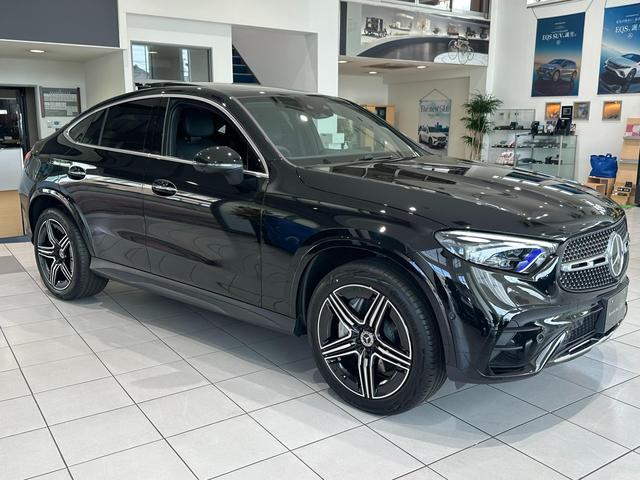 ＧＬＣ ＧＬＣ２２０ｄ４マチッククーペＡＭＧラインパッケージ　（ＩＳＧ搭載モデル）　ディーゼルターボ　４ＷＤ　ＭＰ２０２５０１　有償色／パノラミック／ドライバーズＰ　　認定中古車　電動シート　シートヒーター　ＥＴＣ　オートマチックハイビーム　障害物センサー（4枚目）