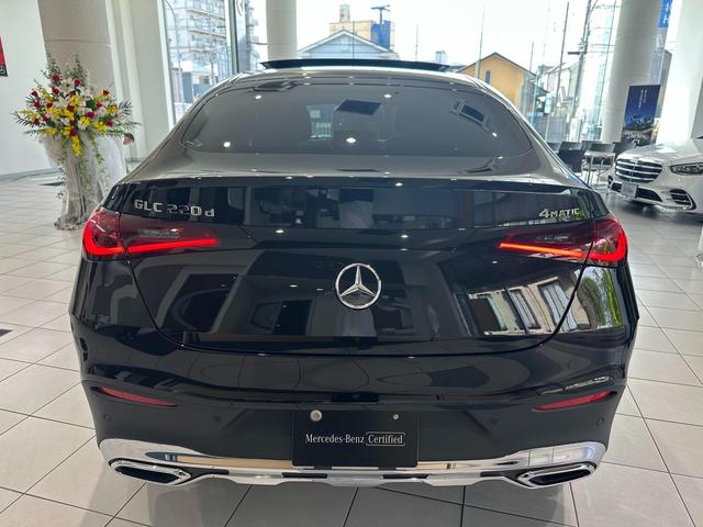 ＧＬＣ ＧＬＣ２２０ｄ４マチッククーペＡＭＧラインパッケージ　（ＩＳＧ搭載モデル）　ディーゼルターボ　４ＷＤ　ＭＰ２０２５０１　有償色／パノラミック／ドライバーズＰ　　認定中古車　電動シート　シートヒーター　ＥＴＣ　オートマチックハイビーム　障害物センサー（10枚目）
