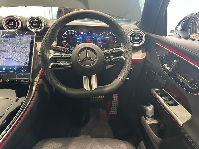ＧＬＣ ＧＬＣ２２０ｄ４マチッククーペＡＭＧラインパッケージ　（ＩＳＧ搭載モデル）　ディーゼルターボ　４ＷＤ　ＭＰ２０２５０１　有償色／パノラミック／ドライバーズＰ　　認定中古車　電動シート　シートヒーター　ＥＴＣ　オートマチックハイビーム　障害物センサー（25枚目）