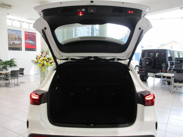 GLAクラス GLA200d 4マチック アーバンスターズ ディーゼルターボ 4WD MP202601(9枚目)