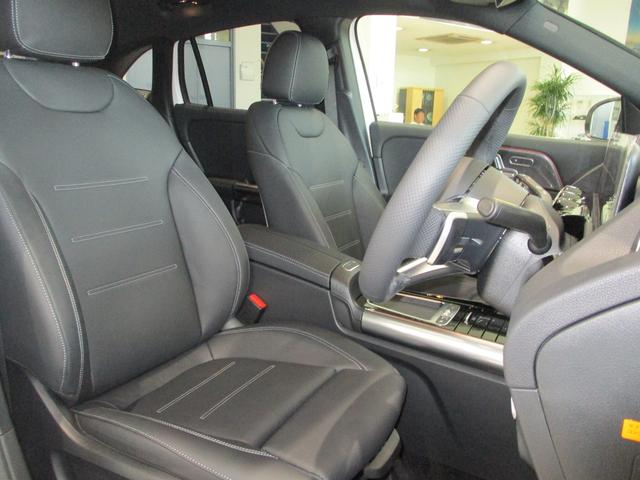 GLAクラス GLA200d 4マチック アーバンスターズ ディーゼルターボ 4WD MP202601(14枚目)
