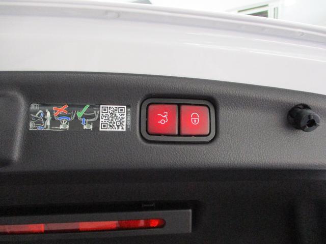 Cクラス C220d スポーツ (ISG) ディーゼルターボ MP202502 有償色(8枚目)