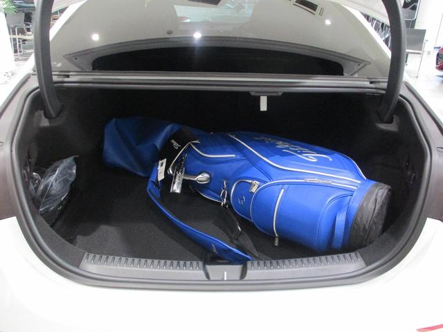 Eクラス E200 アバンギャルド AMGラインパッケージ (ISG搭載モデル) MP202501 ルーフ/Dインテリア/レザーexp/アドバンスド(11枚目)