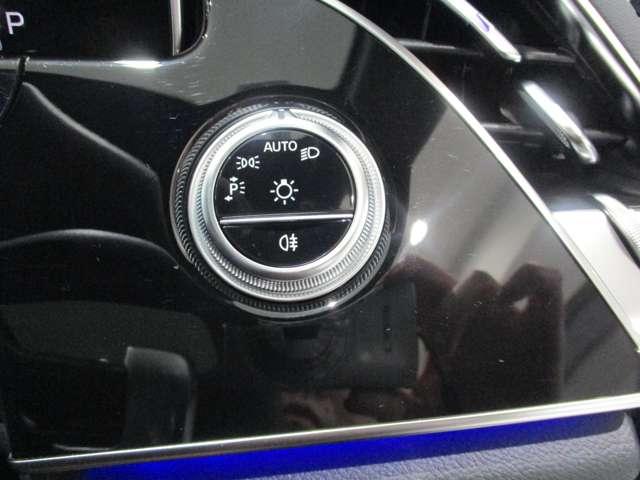 Eクラス E200 アバンギャルド AMGラインパッケージ (ISG搭載モデル) MP202501 ルーフ/Dインテリア/レザーexp/アドバンスド(20枚目)