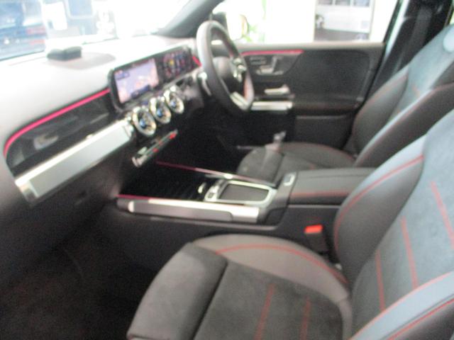 GLB GLB200d 4マチック AMGラインパッケージ ディーゼルターボ 4WD MP202502 パノラミックスライディングルーフ(32枚目)