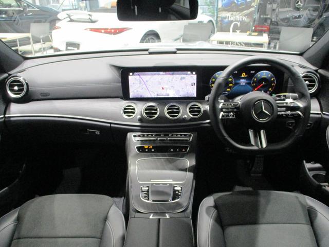 アンビエントライト装着で、夜間はムーディーな空間を演出します。