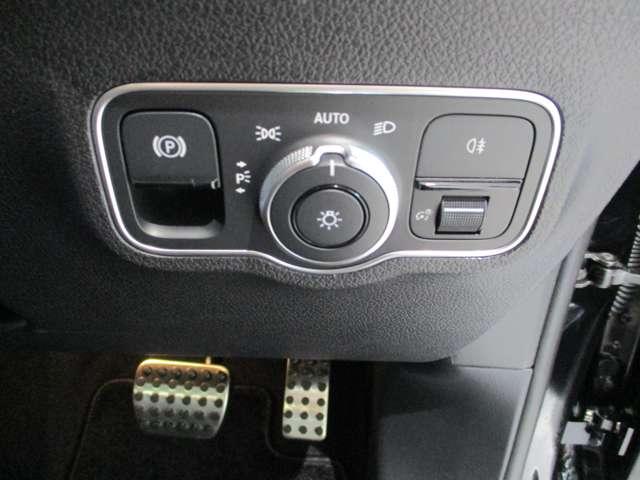 GLB GLB200d 4マチック AMGラインパッケージ ディーゼルターボ 4WD MP202502 パノラミックスライディングルーフ(22枚目)