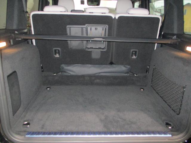 Ｇクラス Ｇ４５０ｄ　ＡＭＧラインパッケージ　（ＩＳＧ）　ディーゼルターボ　４ＷＤ　ＭＰ２０２５０１　プラチナホワイトナッパレザー／ＭＡＮＩＦＡＫＴＵＲプログラム＋／Ｂｕｔｍｅｓｔｅｒ／ガラスＲ／ダイナミックシート（9枚目）