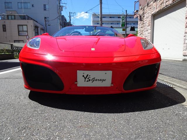Ｆ４３０スパイダー Ｆ１　正規ディーラー車・ＡＳＩエアロボディキット・ＡＳＩ＆ＩＴＯレーシングコラボエキゾースト可変・カーボンブレーキ・レッドキャリパー・カーボンステアリング・ＢＢＳ１９インチＡＷ・ＯＰＳシートクラッチ６０％（4枚目）