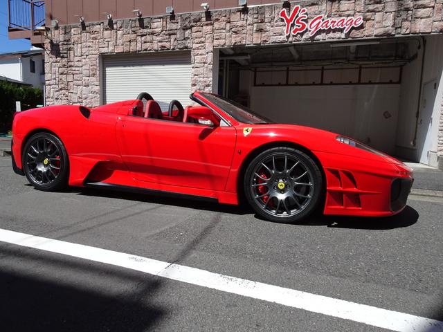 Ｆ４３０スパイダー Ｆ１　正規ディーラー車・ＡＳＩエアロボディキット・ＡＳＩ＆ＩＴＯレーシングコラボエキゾースト可変・カーボンブレーキ・レッドキャリパー・カーボンステアリング・ＢＢＳ１９インチＡＷ・ＯＰＳシートクラッチ６０％（6枚目）