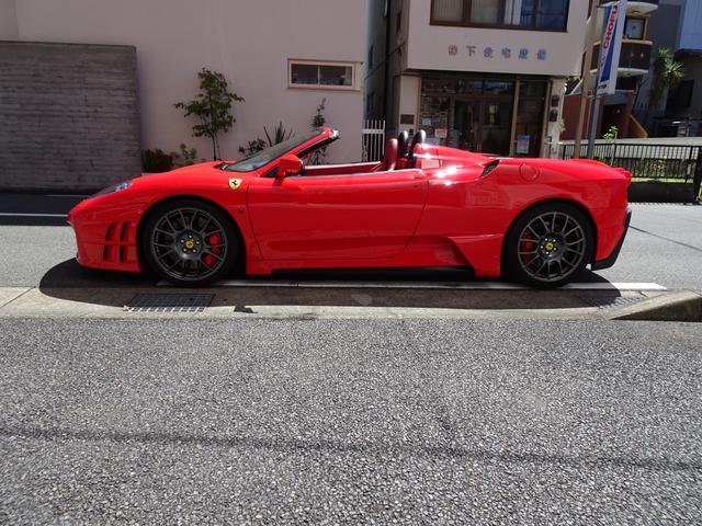 Ｆ４３０スパイダー Ｆ１　正規ディーラー車・ＡＳＩエアロボディキット・ＡＳＩ＆ＩＴＯレーシングコラボエキゾースト可変・カーボンブレーキ・レッドキャリパー・カーボンステアリング・ＢＢＳ１９インチＡＷ・ＯＰＳシートクラッチ６０％（16枚目）