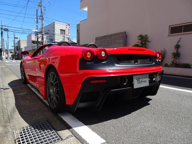 Ｆ４３０スパイダー Ｆ１　正規ディーラー車・ＡＳＩエアロボディキット・ＡＳＩ＆ＩＴＯレーシングコラボエキゾースト可変・カーボンブレーキ・レッドキャリパー・カーボンステアリング・ＢＢＳ１９インチＡＷ・ＯＰＳシートクラッチ６０％（17枚目）