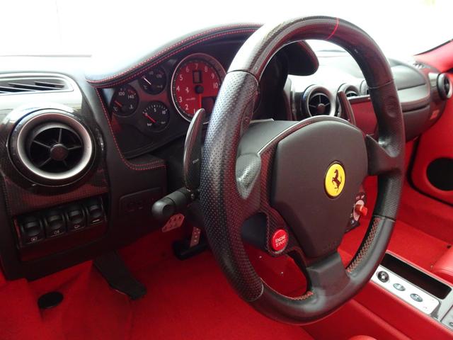 Ｆ４３０スパイダー Ｆ１　正規ディーラー車・ＡＳＩエアロボディキット・ＡＳＩ＆ＩＴＯレーシングコラボエキゾースト可変・カーボンブレーキ・レッドキャリパー・カーボンステアリング・ＢＢＳ１９インチＡＷ・ＯＰＳシートクラッチ６０％（30枚目）