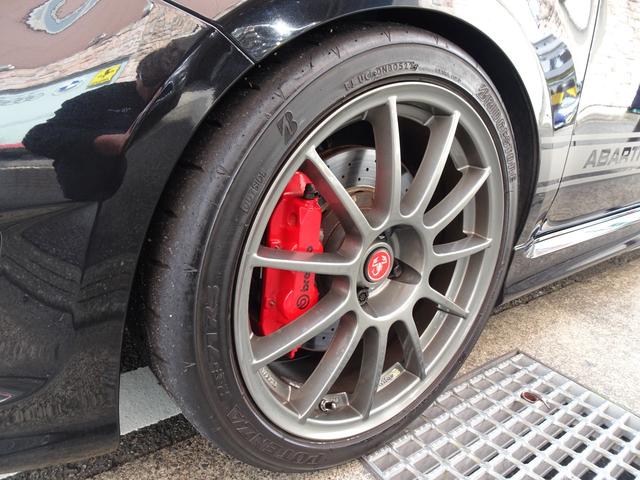 アバルト５９５ コンペティツィオーネ　アッソパルティーレ１７ＡＷ・フォクトランドサスペンション・コニーアブソーバー・ＡＳＳＯエアクリーナ・ブレンボーキャリパー・ドリルドローター・ハーフレザーシート・社外ナビ・レコードモンツァーマフラー（15枚目）