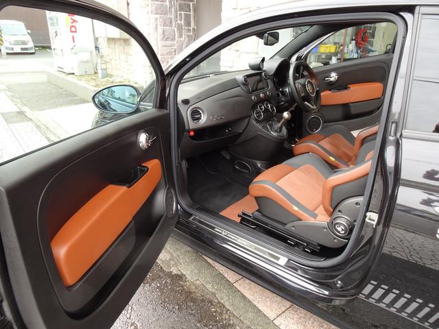 アバルト５９５ コンペティツィオーネ　アッソパルティーレ１７ＡＷ・フォクトランドサスペンション・コニーアブソーバー・ＡＳＳＯエアクリーナ・ブレンボーキャリパー・ドリルドローター・ハーフレザーシート・社外ナビ・レコードモンツァーマフラー（28枚目）