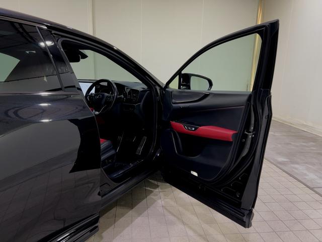 ＮＸ ＮＸ４５０ｈ＋　Ｆスポーツ　ＴＲＤフロントスポイラー／サイドスカート／リアディフューザー　純１４ＤＡプラス　パノラマビュー　ムーンルーフ　純正２０ＡＷ　３種フルＬＥＤ　カラーヘッドアップディスプレイ　電動革席　ナビ／ＴＶ　ＳＲ（8枚目）