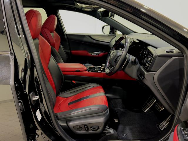 ＮＸ ＮＸ４５０ｈ＋　Ｆスポーツ　ＴＲＤフロントスポイラー／サイドスカート／リアディフューザー　純１４ＤＡプラス　パノラマビュー　ムーンルーフ　純正２０ＡＷ　３種フルＬＥＤ　カラーヘッドアップディスプレイ　電動革席　ナビ／ＴＶ　ＳＲ（9枚目）