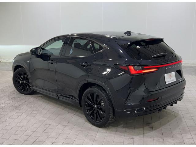 ＮＸ ＮＸ４５０ｈ＋　Ｆスポーツ　ＴＲＤフロントスポイラー／サイドスカート／リアディフューザー　純１４ＤＡプラス　パノラマビュー　ムーンルーフ　純正２０ＡＷ　３種フルＬＥＤ　カラーヘッドアップディスプレイ　電動革席　ナビ／ＴＶ　ＳＲ（30枚目）