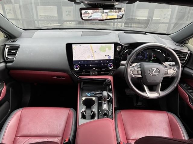 ＮＸ ＮＸ３５０ｈ　バージョンＬ　４ＷＤ　ワンオーナー　スライドガラスサンルーフ　フルレザーパワーシート　前後シートヒーター　シートエアコン　ステアリングヒーター　２０ＡＷ　ＬＫＡ　ＢＳＭ　ＰＳＢ　ＬＥＤヘッドライト　フォグランプ（10枚目）