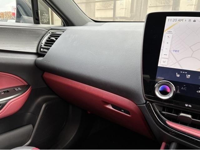 ＮＸ ＮＸ３５０ｈ　バージョンＬ　４ＷＤ　ワンオーナー　スライドガラスサンルーフ　フルレザーパワーシート　前後シートヒーター　シートエアコン　ステアリングヒーター　２０ＡＷ　ＬＫＡ　ＢＳＭ　ＰＳＢ　ＬＥＤヘッドライト　フォグランプ（18枚目）