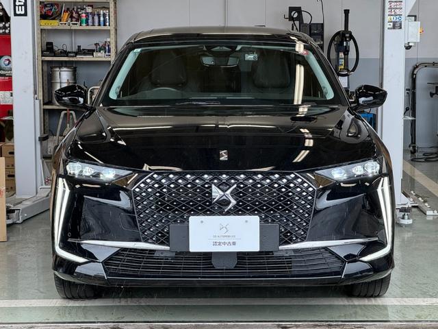 ＤＳ４ リヴォリ　Ｅ－テンス　認定中古車　ワンオーナー　フルレザー　ＳＲ　純正ナビ　パワーバックドア　ＥＴＣ　ドラレコ　ヘッドアップディスプレイ　ワイヤレスチャージャー　全方位カメラ　ＬＥＤ（3枚目）