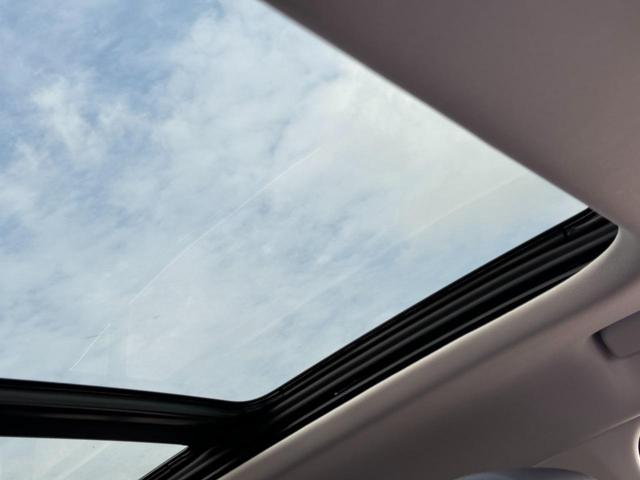 Ｃ５エアクロス シャインパック　プラグインハイブリッド　後期モデル　新車保証継承　電動シート　シートヒーター　マッサージ機能付きランバーサポート　アダプティブＬＥＤヘッドライト　電動テールゲート　アドバンスコンフォートシート（44枚目）