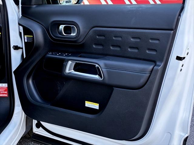 Ｃ５エアクロス シャインパック　ブルーＨＤｉ　弊社下取り車　認定中古車　ワンオナ　電動革シート　ＳＲ　ＥＴＣ　ＦＲドラレコ　ＬＥＤ　ナビ　フットテールゲート　ワイヤレスチャージャー　Ｐセンサー　クルコン　スマキー　１８ＡＷ　フォグ　ルーフレール（37枚目）