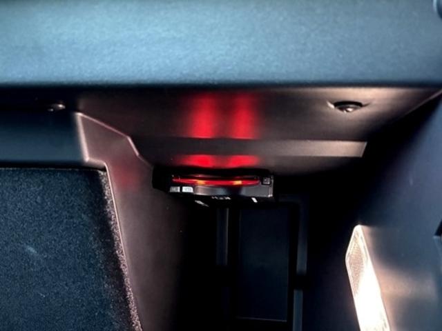 Ｃ５エアクロス シャインパック　ブルーＨＤｉ　弊社下取り車　認定中古車　ワンオナ　電動革シート　ＳＲ　ＥＴＣ　ＦＲドラレコ　ＬＥＤ　ナビ　フットテールゲート　ワイヤレスチャージャー　Ｐセンサー　クルコン　スマキー　１８ＡＷ　フォグ　ルーフレール（57枚目）