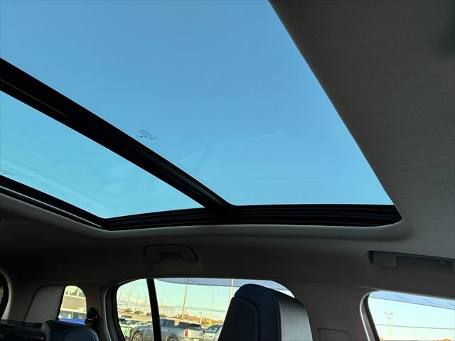 Ｃ５エアクロス シャインパック　ブルーＨＤｉ　弊社下取り車　認定中古車　ワンオナ　電動革シート　ＳＲ　ＥＴＣ　ＦＲドラレコ　ＬＥＤ　ナビ　フットテールゲート　ワイヤレスチャージャー　Ｐセンサー　クルコン　スマキー　１８ＡＷ　フォグ　ルーフレール（58枚目）