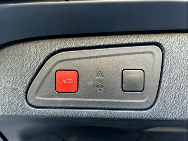 Ｃ５エアクロス シャインパック　ブルーＨＤｉ　弊社下取り車　認定中古車　ワンオナ　電動革シート　ＳＲ　ＥＴＣ　ＦＲドラレコ　ＬＥＤ　ナビ　フットテールゲート　ワイヤレスチャージャー　Ｐセンサー　クルコン　スマキー　１８ＡＷ　フォグ　ルーフレール（65枚目）