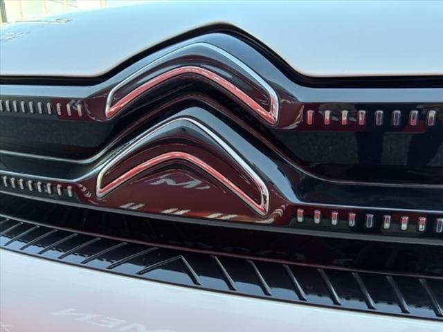 Ｃ５エアクロス シャインパック　ブルーＨＤｉ　弊社下取り車　認定中古車　ワンオナ　電動革シート　ＳＲ　ＥＴＣ　ＦＲドラレコ　ＬＥＤ　ナビ　フットテールゲート　ワイヤレスチャージャー　Ｐセンサー　クルコン　スマキー　１８ＡＷ　フォグ　ルーフレール（70枚目）